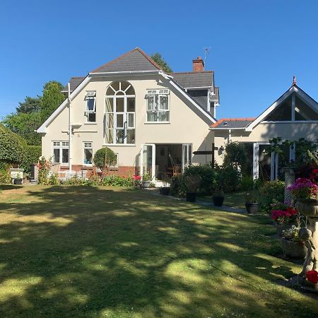 Heatherdene House Corfe Mullen Bagian luar foto