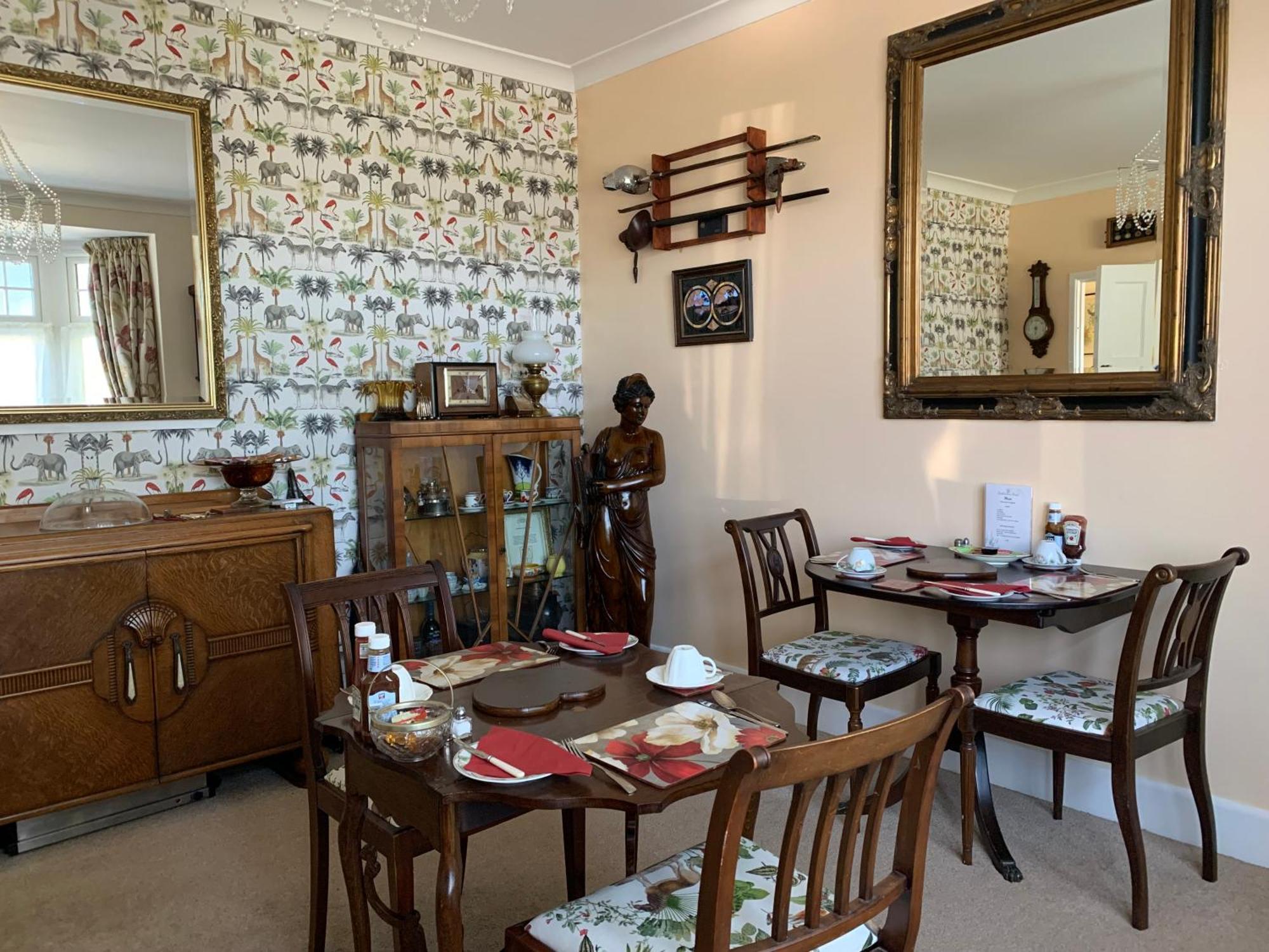 Heatherdene House Corfe Mullen Bagian luar foto