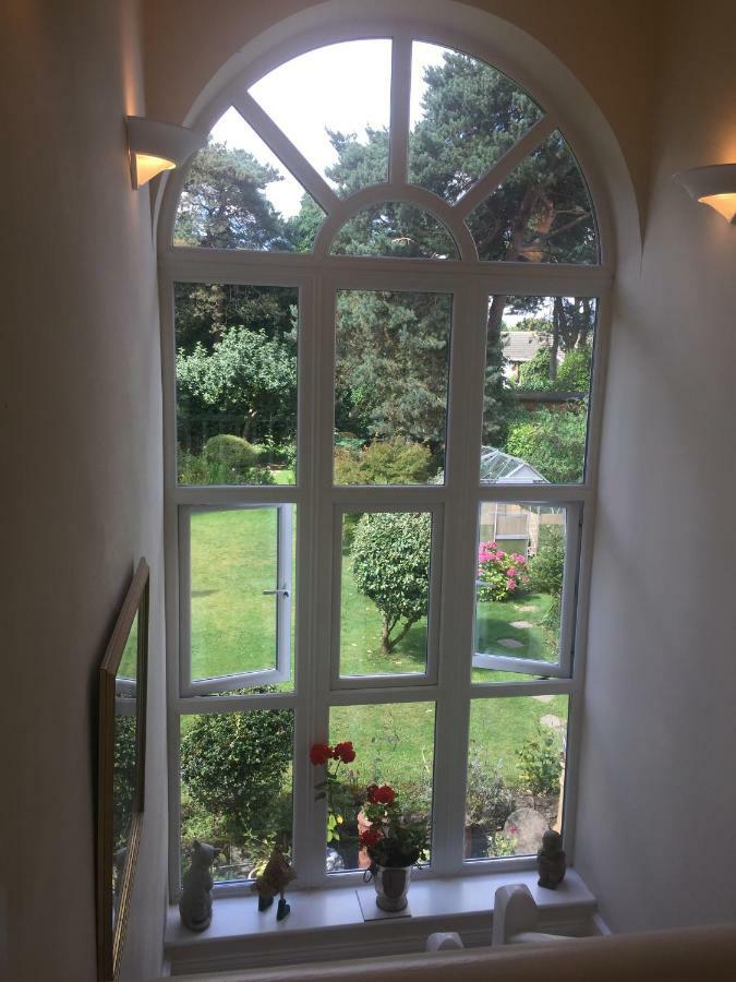 Heatherdene House Corfe Mullen Bagian luar foto